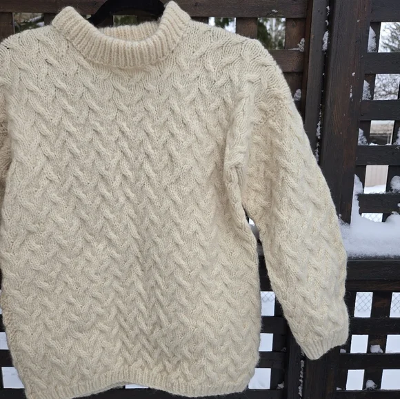 Vintage Knit Sweater - Picture 5 of 8